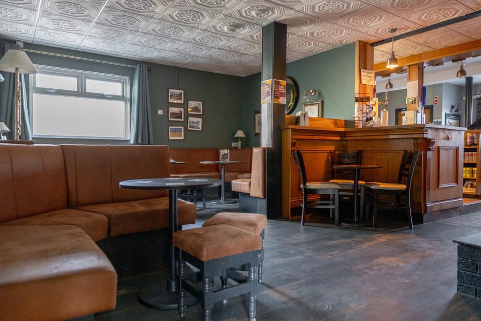 Lounge or bar