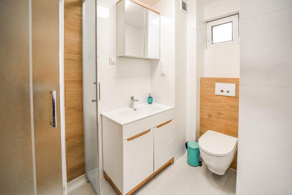 REST HOUSE WDZYDZE APARTAMENTY NAD JEZIOREM Apartment in Pomeranian Voivodeship