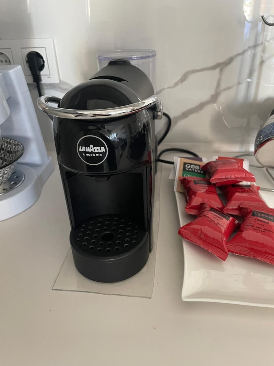 Coffee/tea facilities