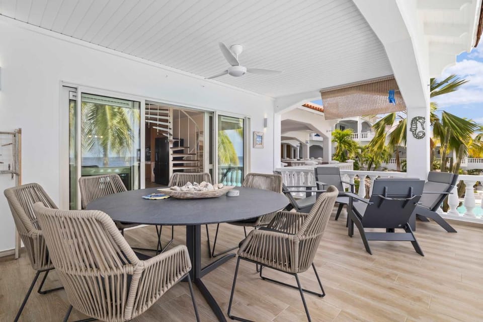 Belmar Oceanfront Apartment 12 Divers Paradise Apartment in Venezuela