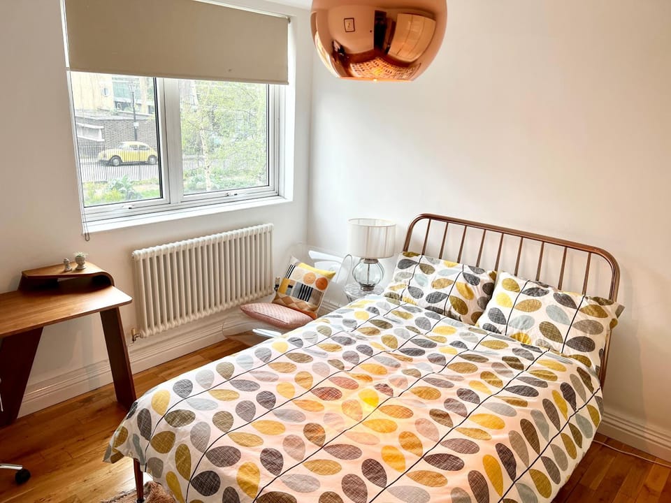 Bedroom, Garden view