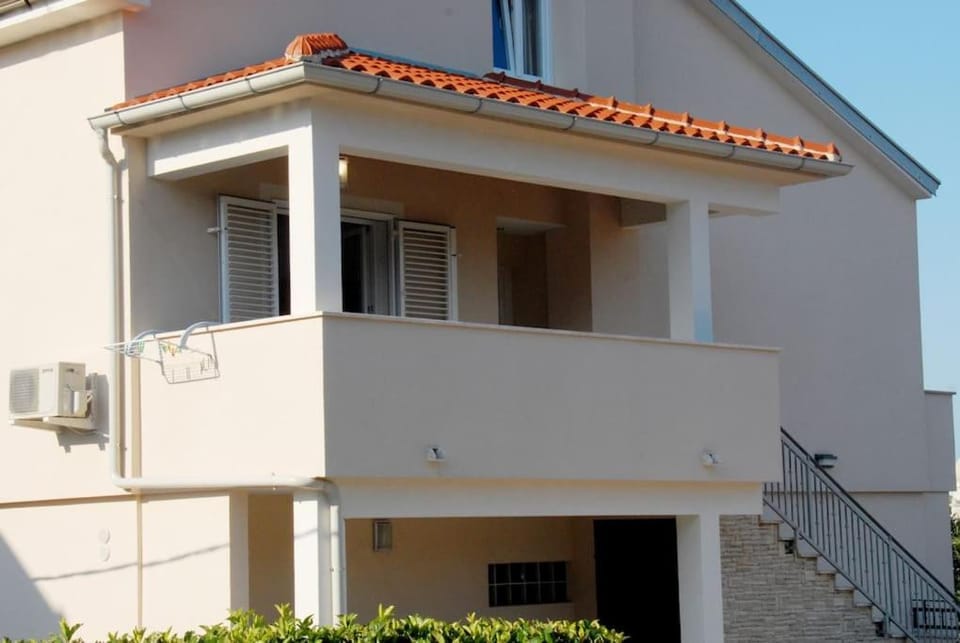 Studio Ruzmarin Bed and Breakfast in Krk