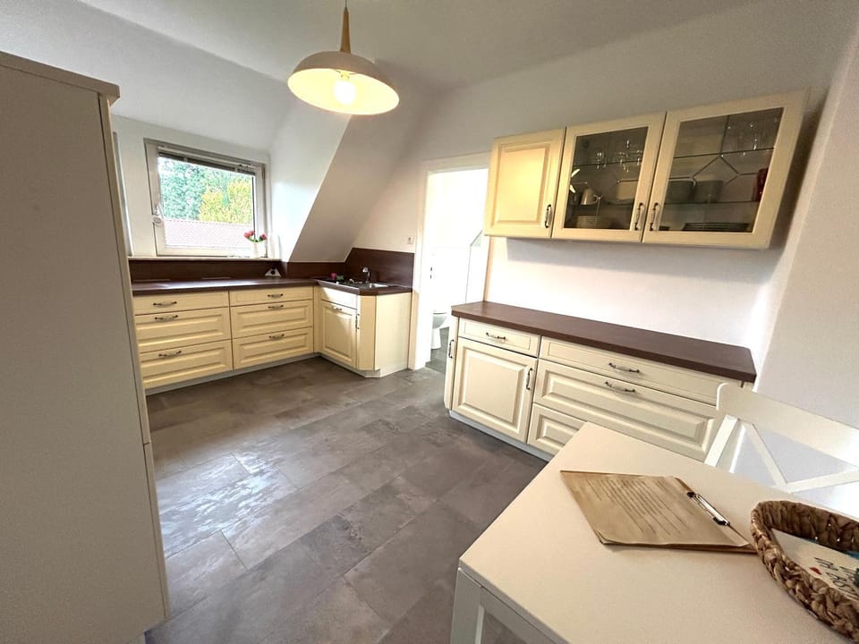 Kitchen or kitchenette, stove, stove, kitchen, kitchen