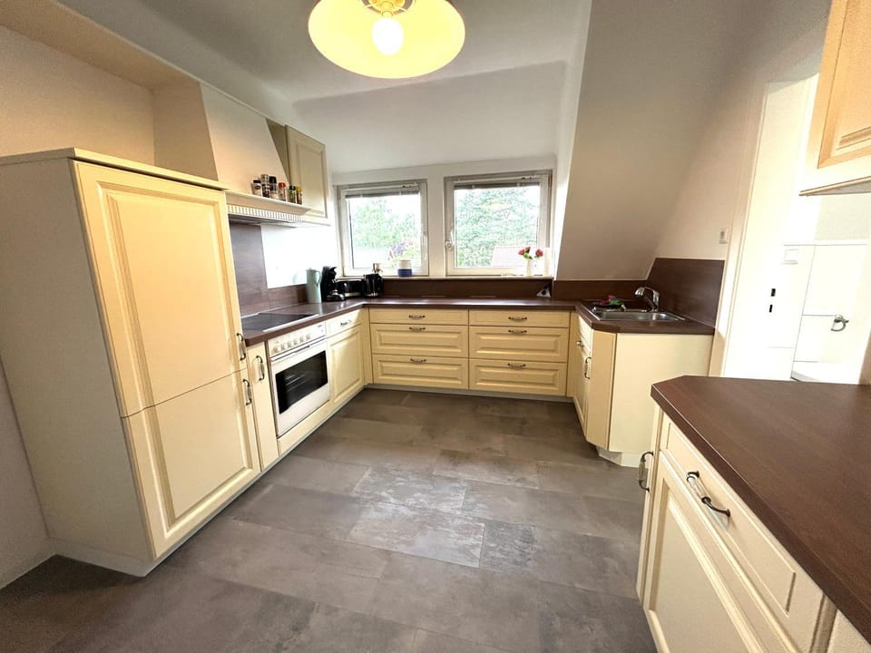 Kitchen or kitchenette, stove, stove, kitchen, kitchen