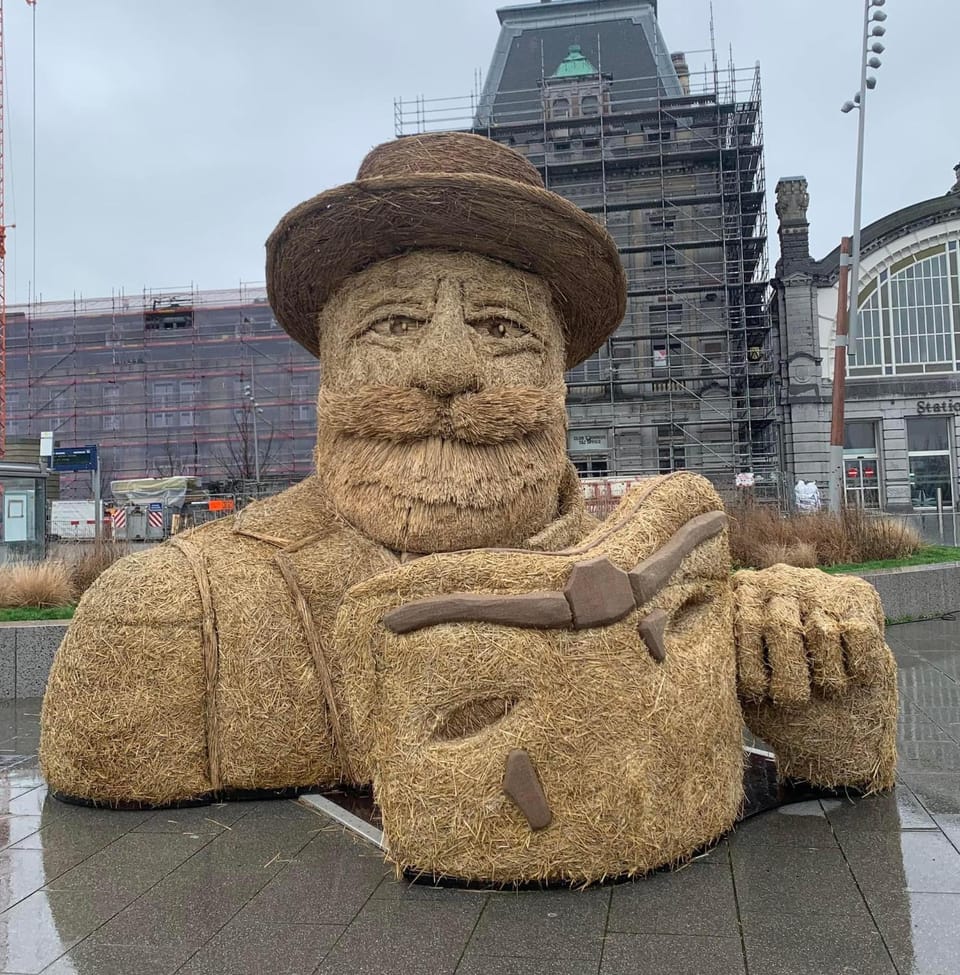 Nearby landmark