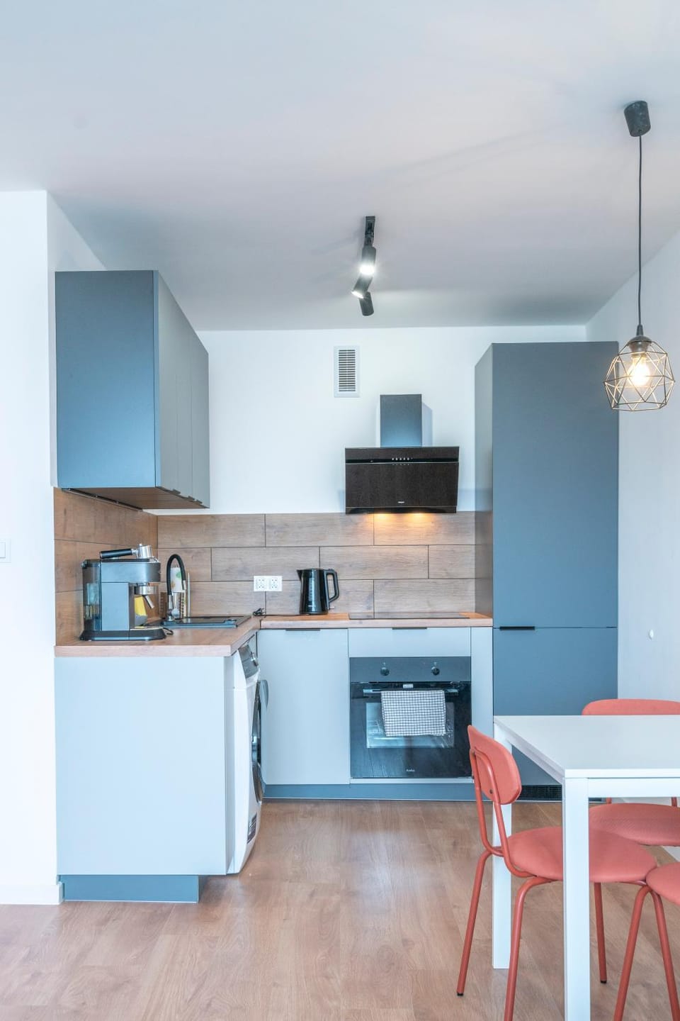 Coffee/tea facilities, Kitchen or kitchenette, Dining area, dishwasher, pet friendly