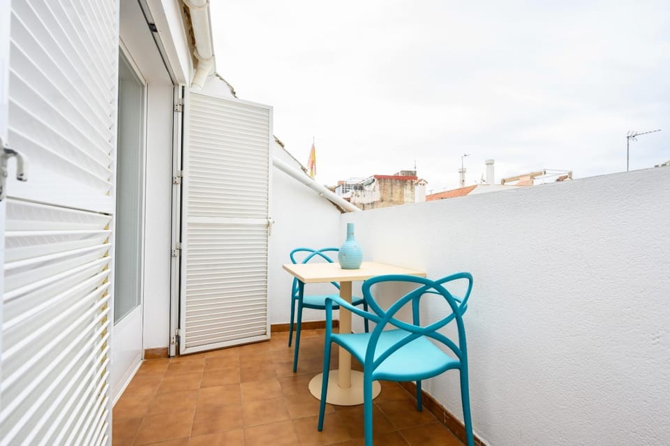 Day, View (from property/room), Balcony/Terrace, Dining area