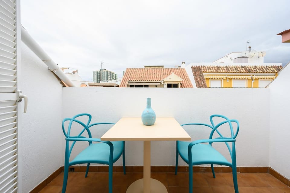 Day, View (from property/room), Balcony/Terrace, Dining area