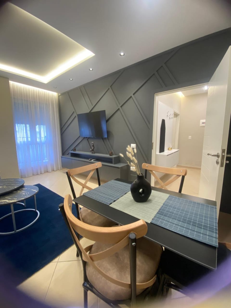 Living room, Dining area