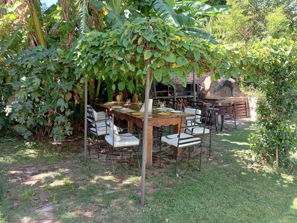 Garden, Dining area