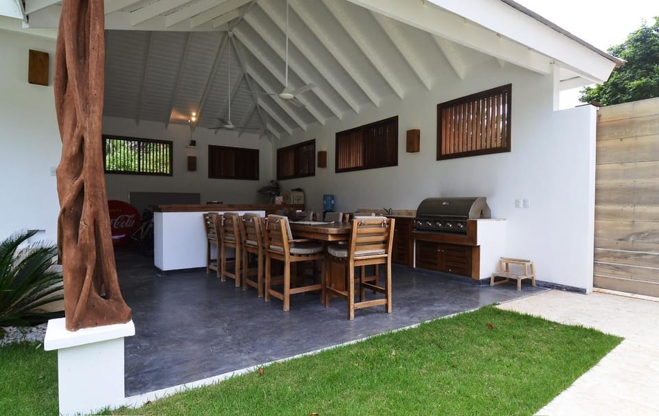 Seaside villa with housekeeping staff - Las Terrenas Villa in Las Terrenas