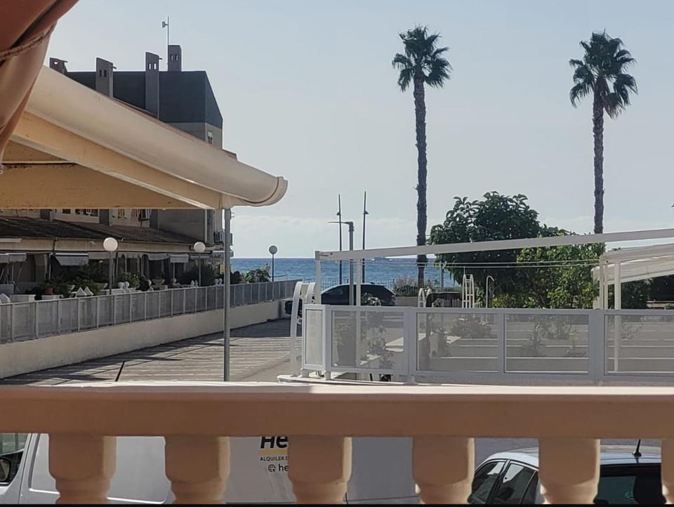 Adosado con piscina al lado de la playa House in Santa Pola