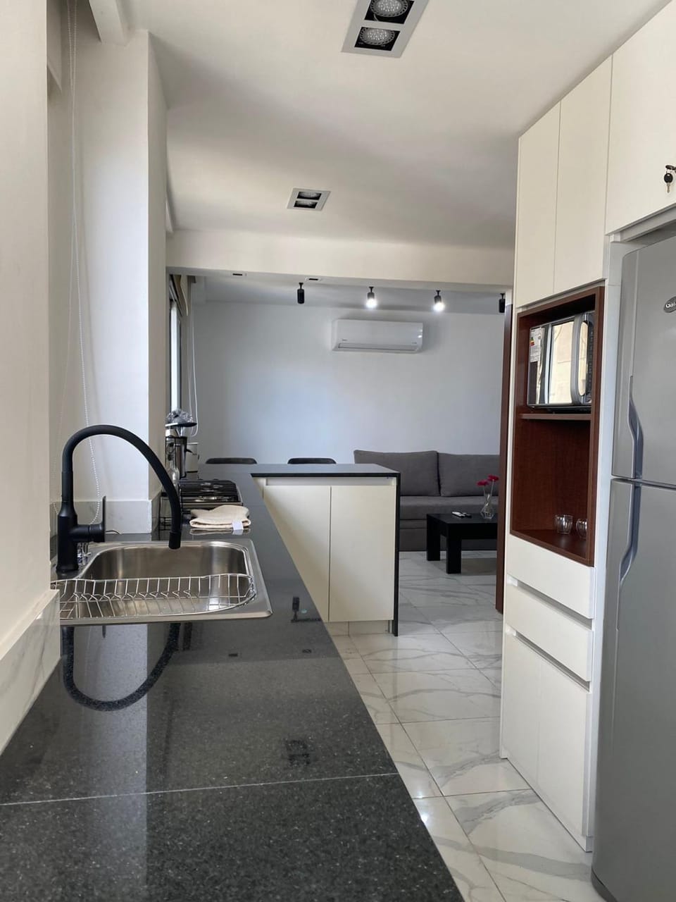 Dpto Galería Jardín Apartment in Neuquen