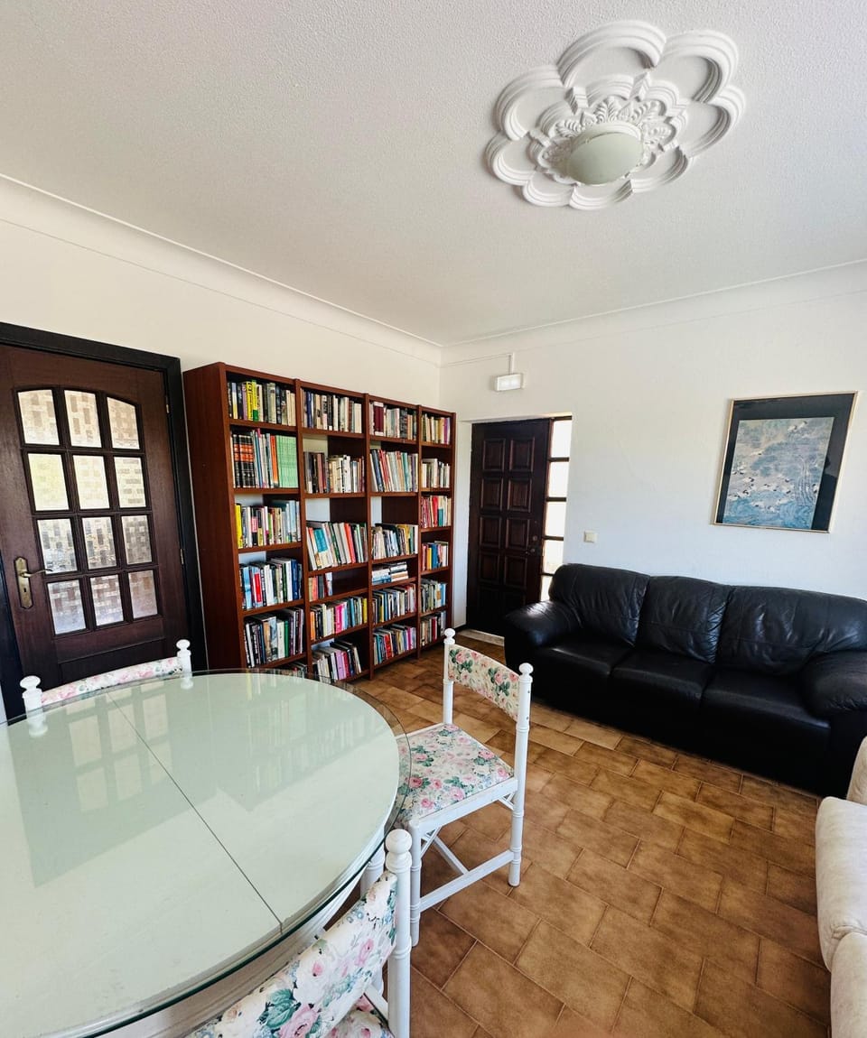 Portimao Central Holiday Guesthouse Bed and Breakfast in Portimao