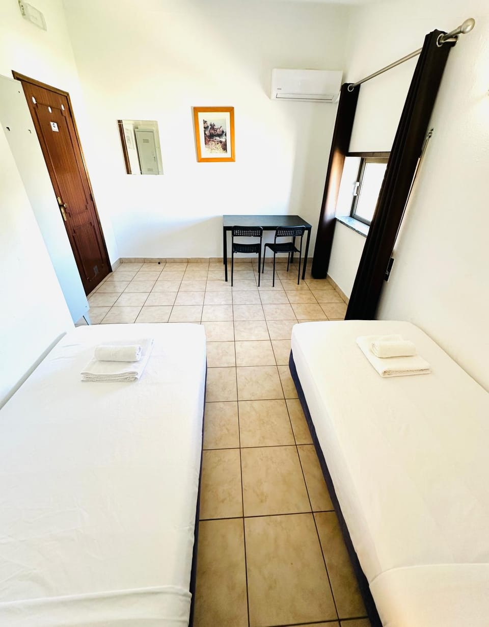 Portimao Central Holiday Guesthouse Bed and Breakfast in Portimao