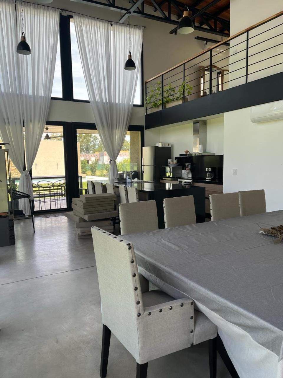 Living room, Seating area, Dining area