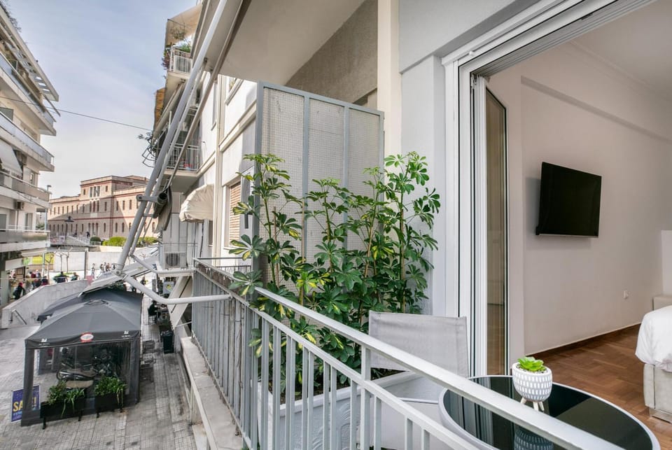 Day, View (from property/room), Balcony/Terrace, City view