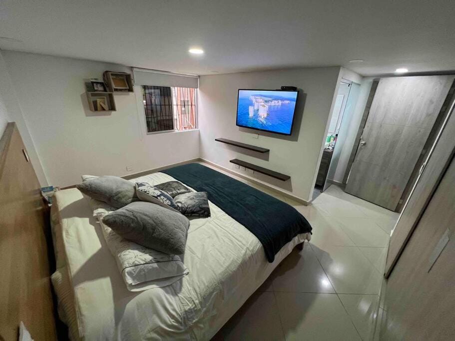 Apto 4 habitaciones privadas 140mtros Apartment in Medellin