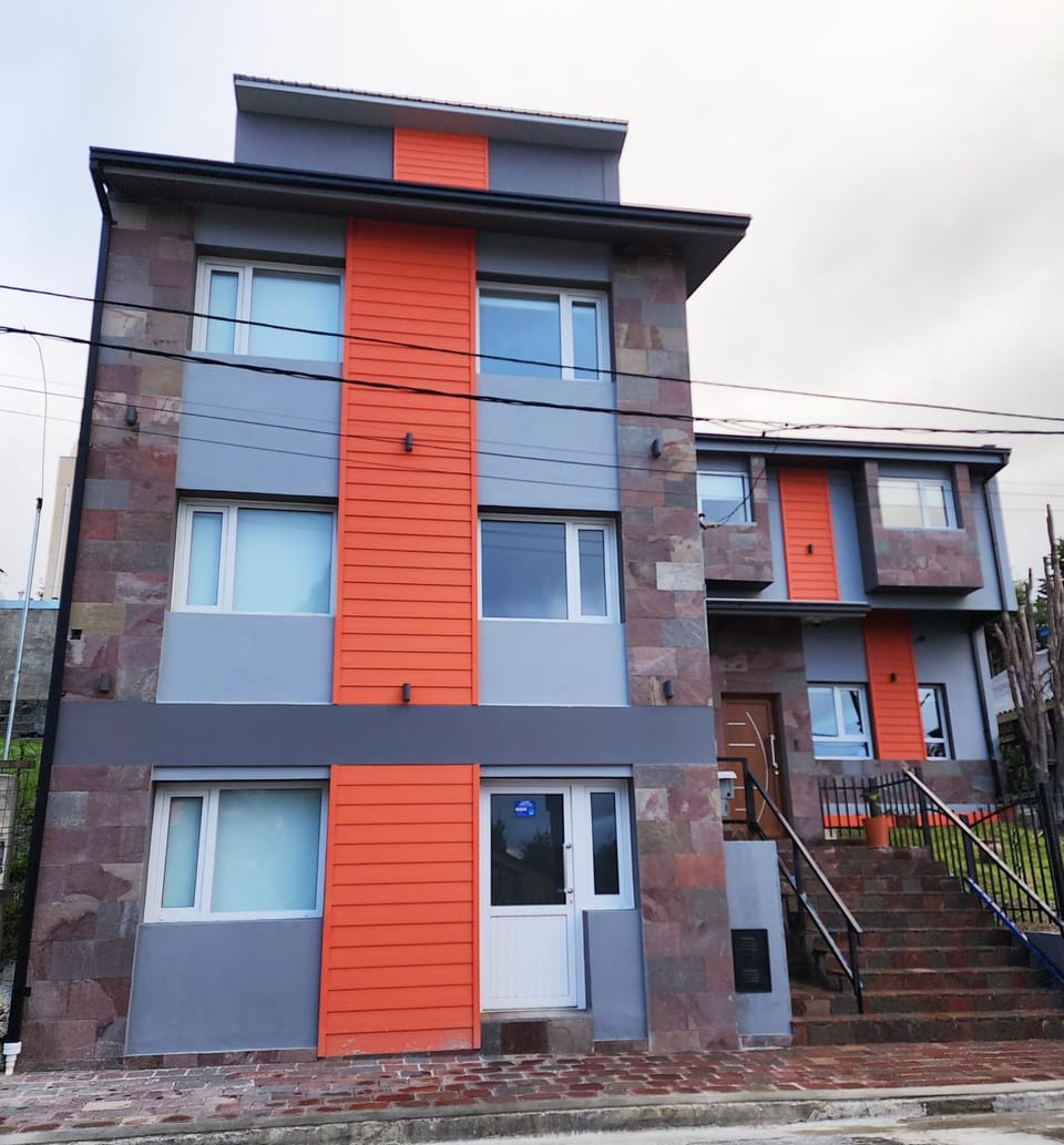 Property building, Day