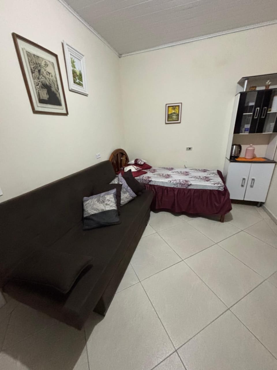 Confortável quarto em Matinhos House in State of Paraná