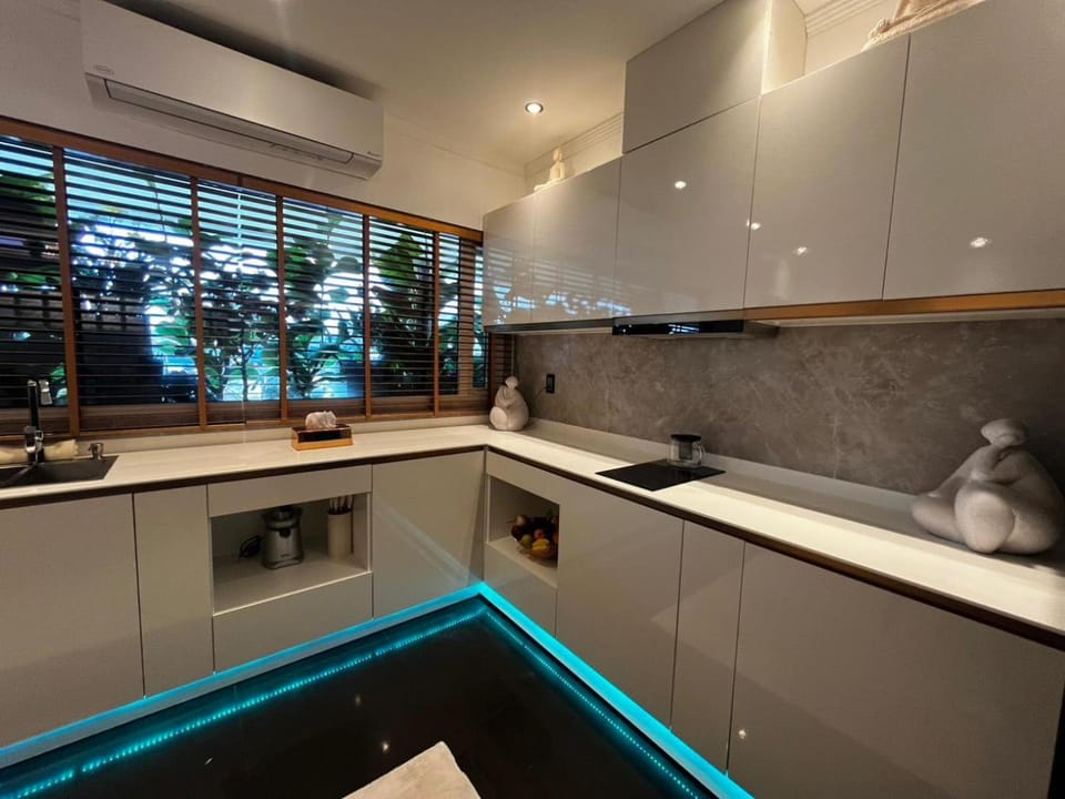 Kitchen or kitchenette, stove