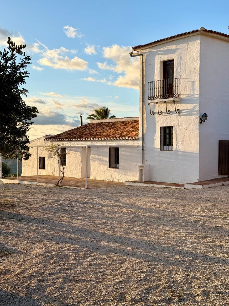 Property building, Day