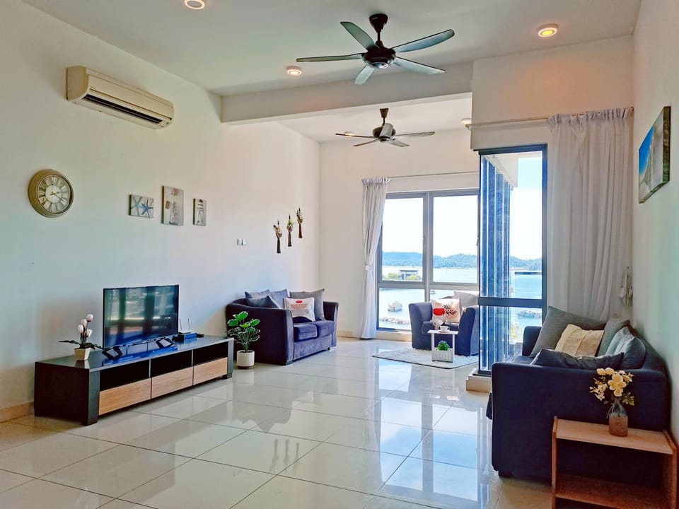 Sunrise Suite Imago above Imago Shopping Mall Apartment in Kota Kinabalu