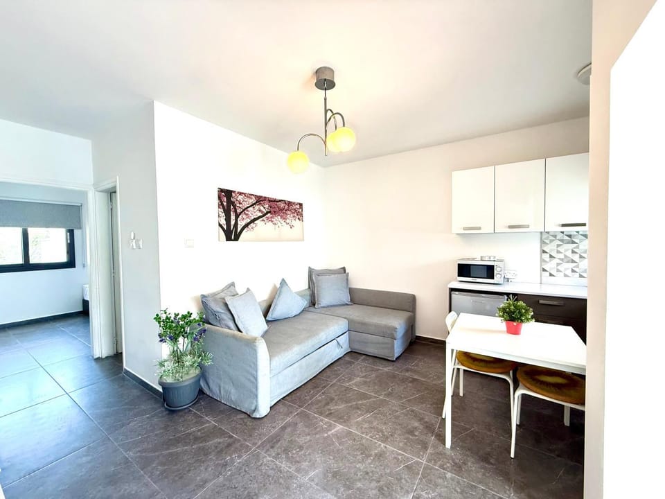 Nissi Beach Escape - Short Walk to the Beach Apartment in Ayia Napa