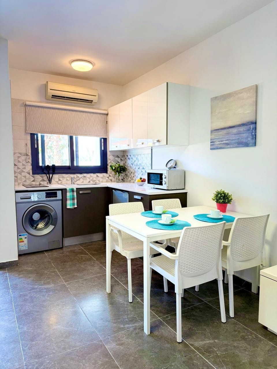 Nissi Beach Escape - Short Walk to the Beach Apartment in Ayia Napa