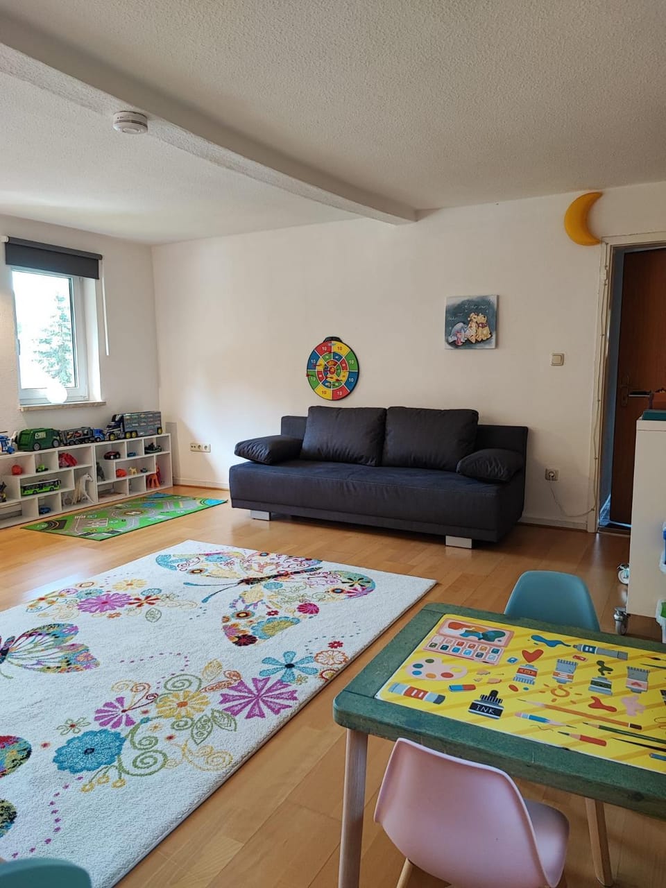 Ferienhaus Eden Frankenblick I Rennsteig I Thüringer Wald I Wandern I Naturnah I nahe Skipiste l Spielzimmer I Waschmaschine I kostenlos parken I WLAN I Spülmaschine I Familien-Ferienhaus I Waldwege und Wanderwege House in Thuringia, Germany