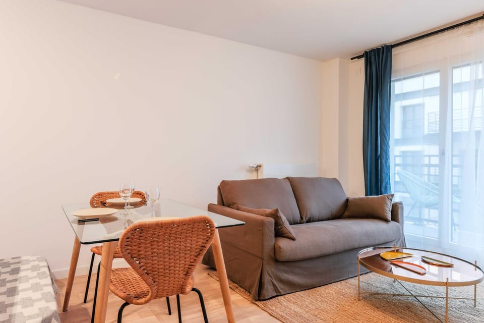 Classy appartement - Flea Market Apartment in Saint-Denis, France