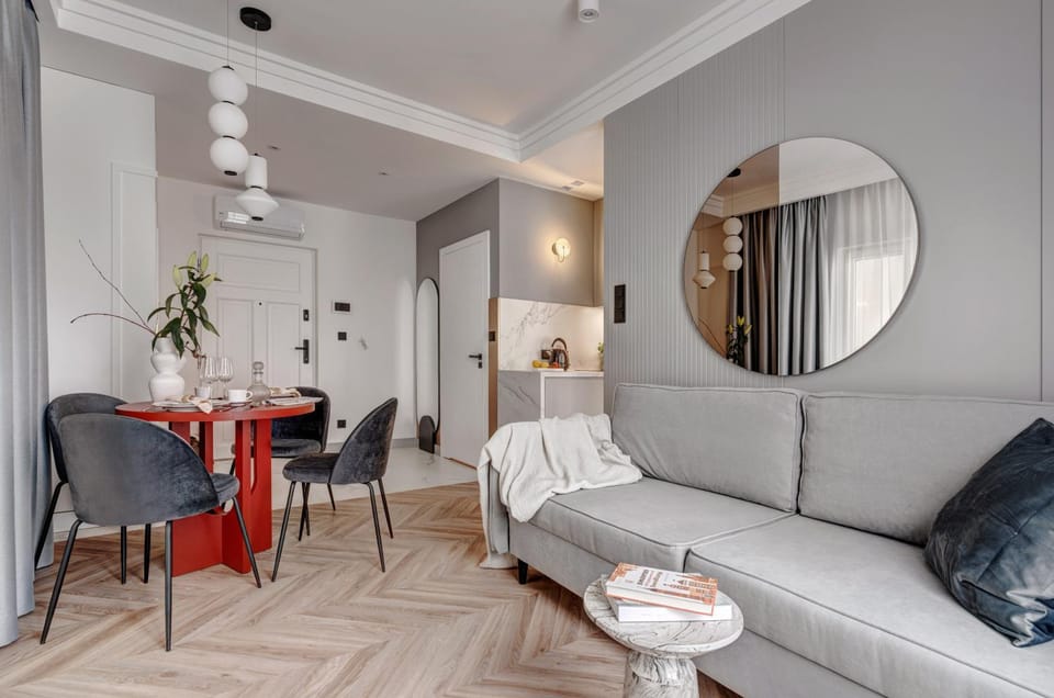 Living room, Seating area, Dining area