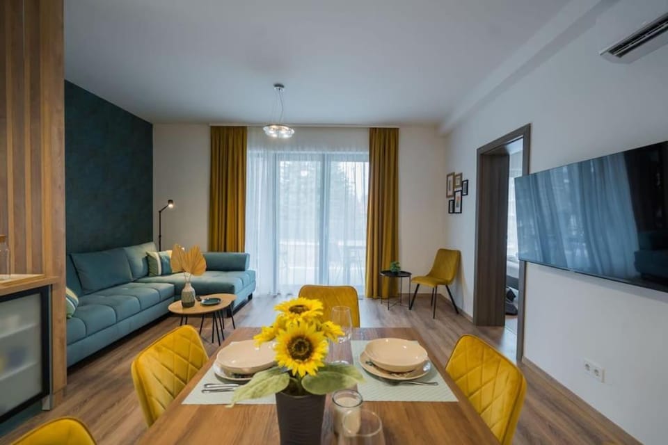 Honvéd 77 II. Apartman By BLTN Apartment in Hungary