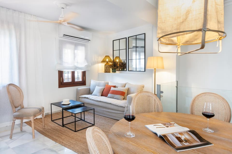 Hernando Colón Luxury Dúplex Apartment in Seville