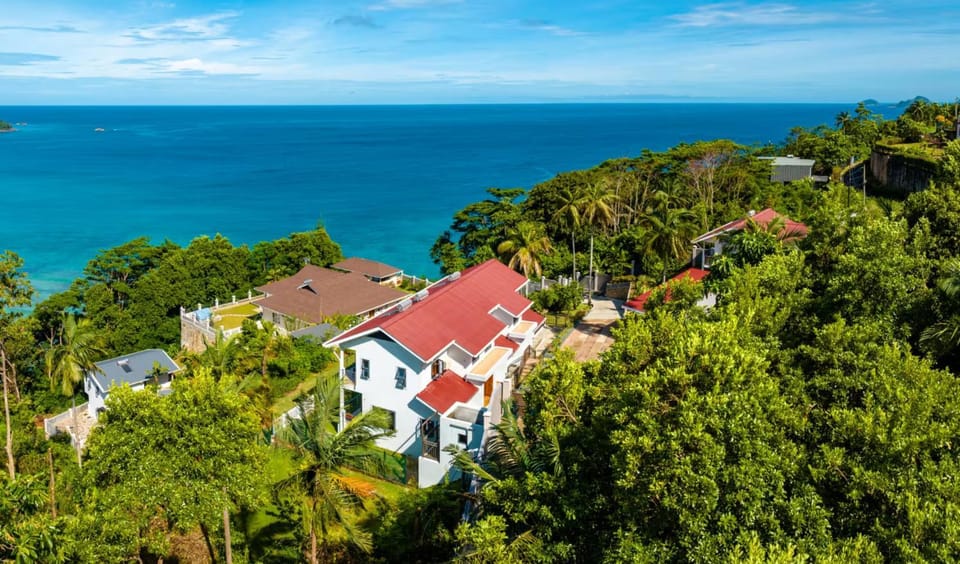 Property building, Natural landscape, Bird's eye view, Sea view