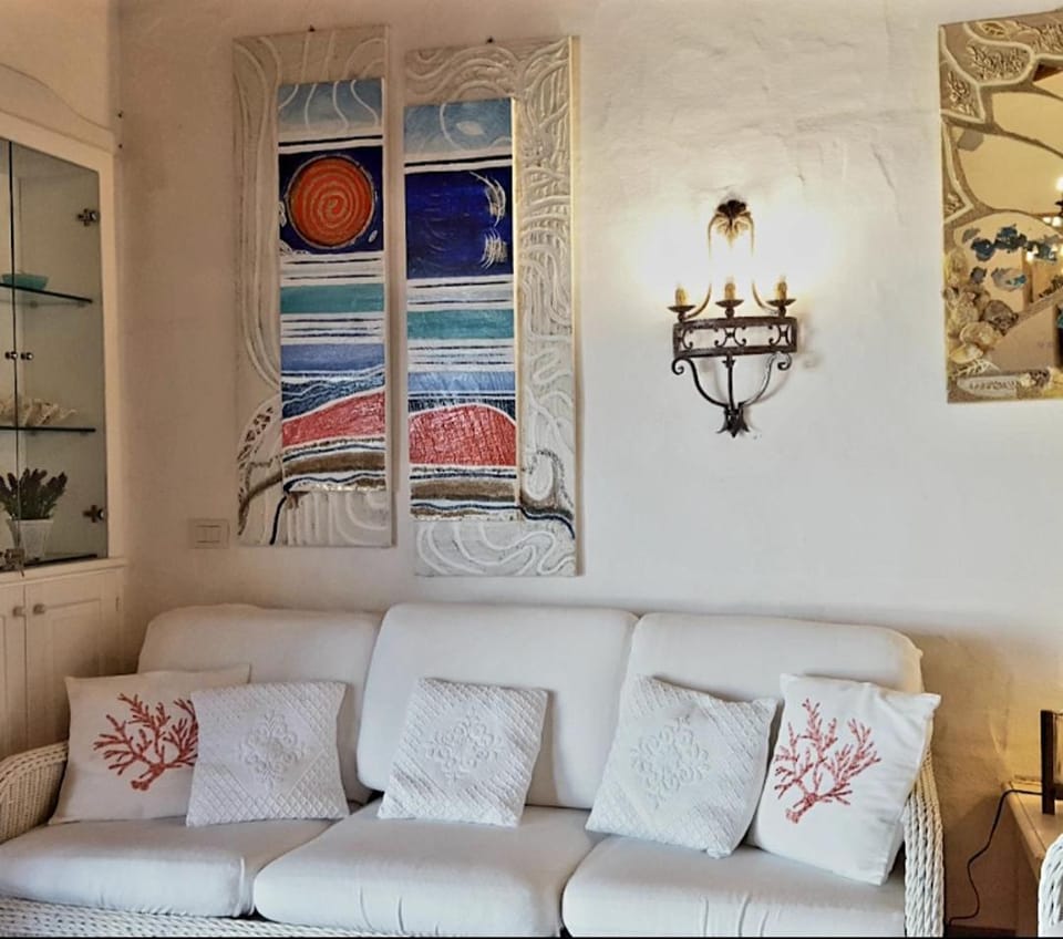 TV and multimedia, Living room, Decorative detail, Beach, Beach, Sea view, air conditioner, air conditioner