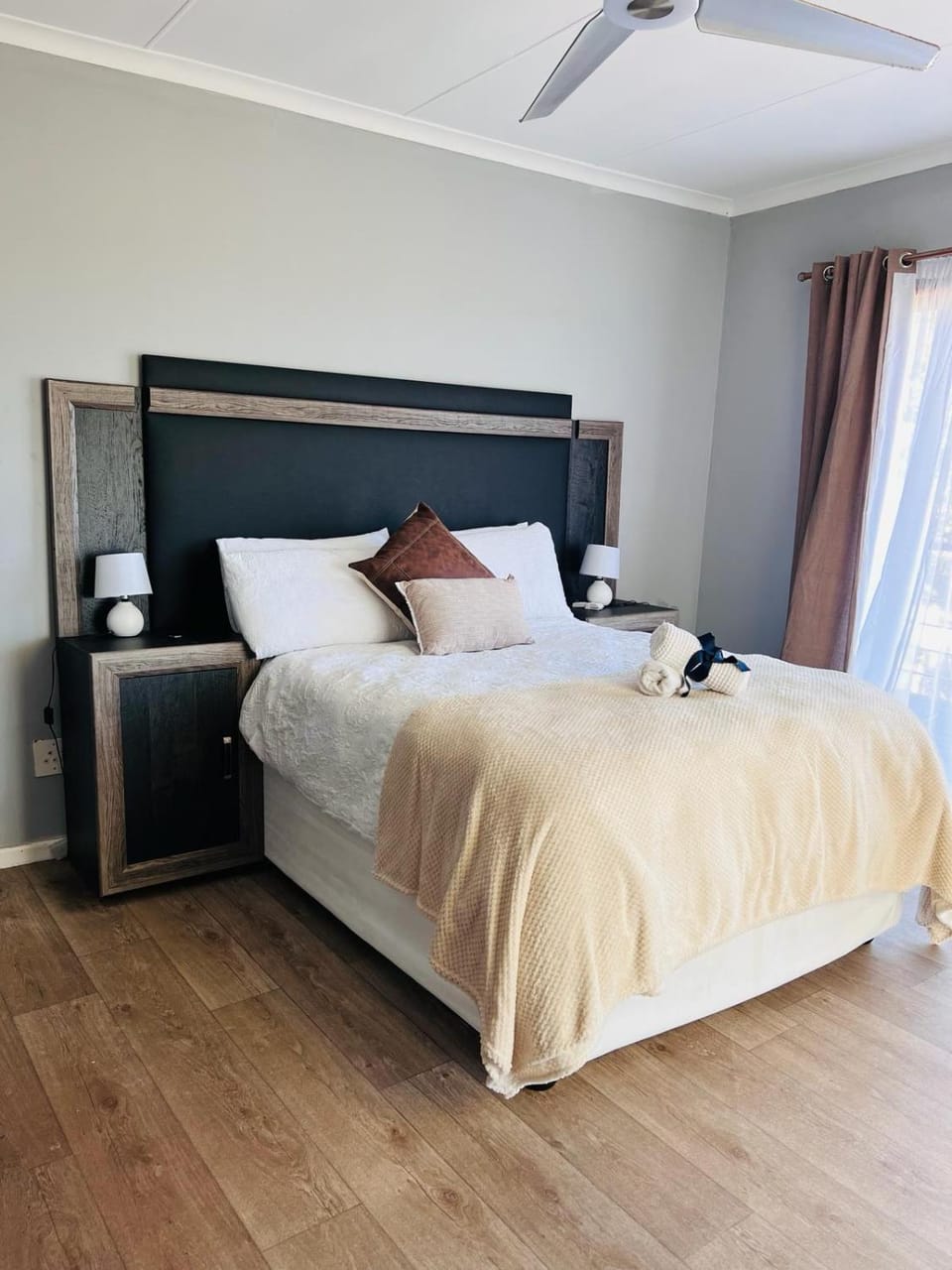 Photo of the whole room