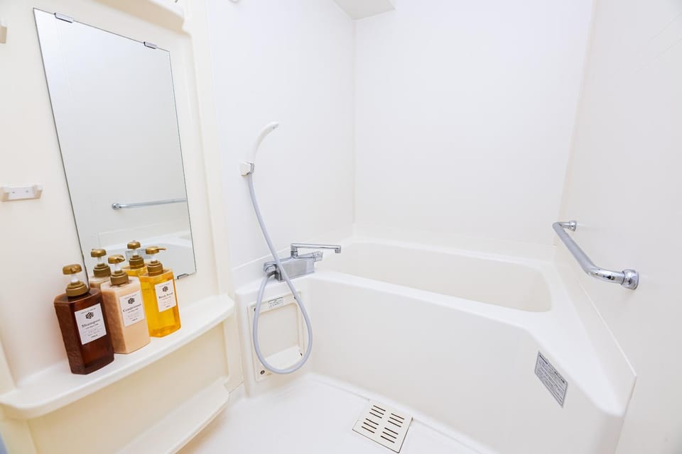 Bathroom, Bath