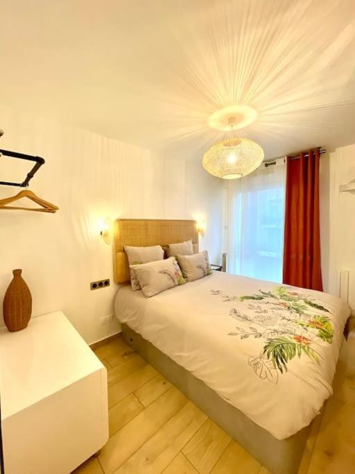 Disneyland 5 min/9 pers/Gare Apartment in Île-de-France