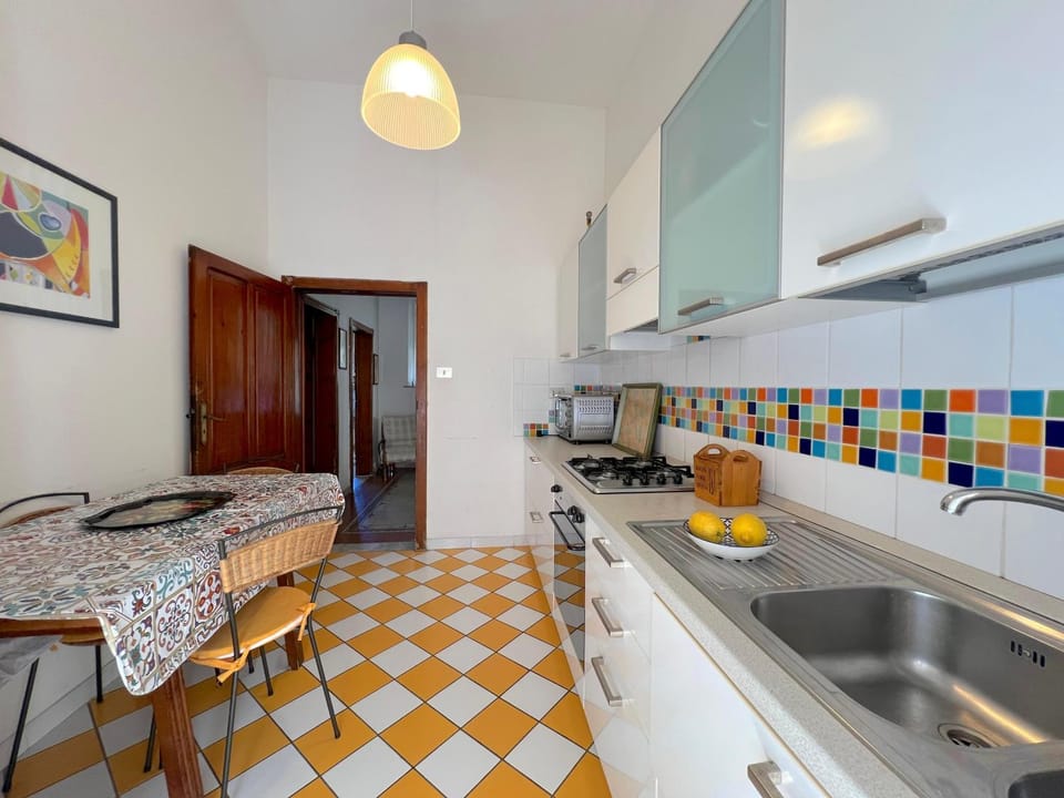 Kitchen or kitchenette, kitchen