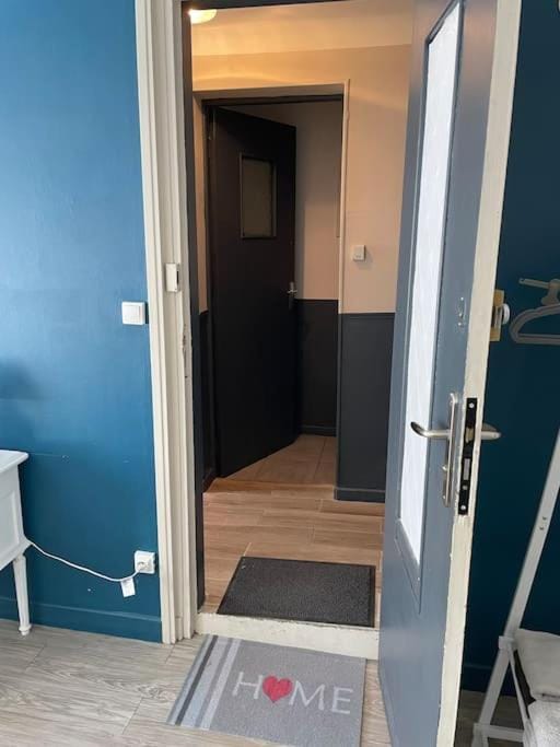 Les Valéricaines - Studio en plein cœur de la cité médiévale Apartment in Hauts-de-France