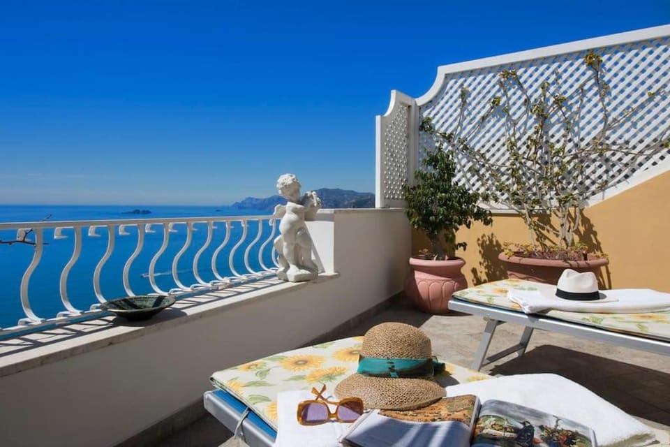 Natural landscape, View (from property/room), Balcony/Terrace, Balcony/Terrace, Sea view