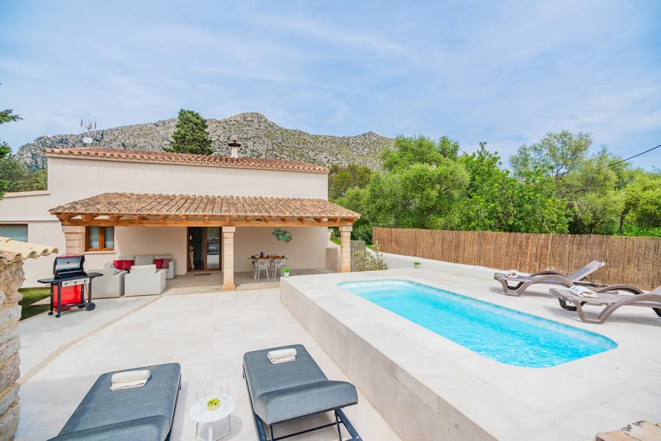 Punxa SIQUIER Villa in Raiguer