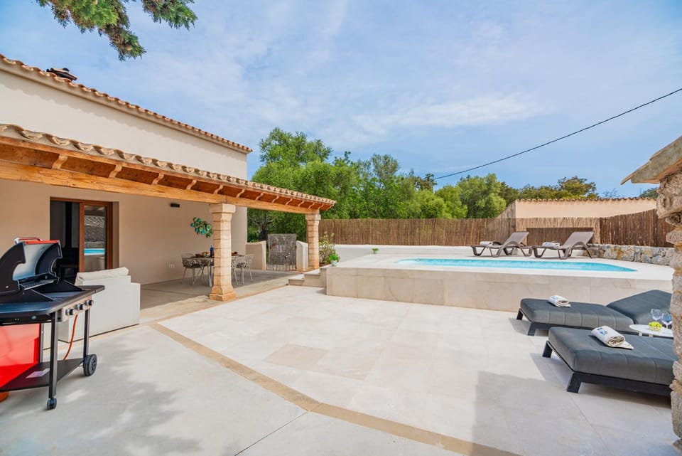 Punxa SIQUIER Villa in Raiguer