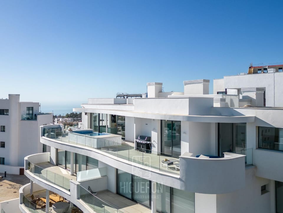 HigueronRentals The Ærie Apartment in Costa del Sol