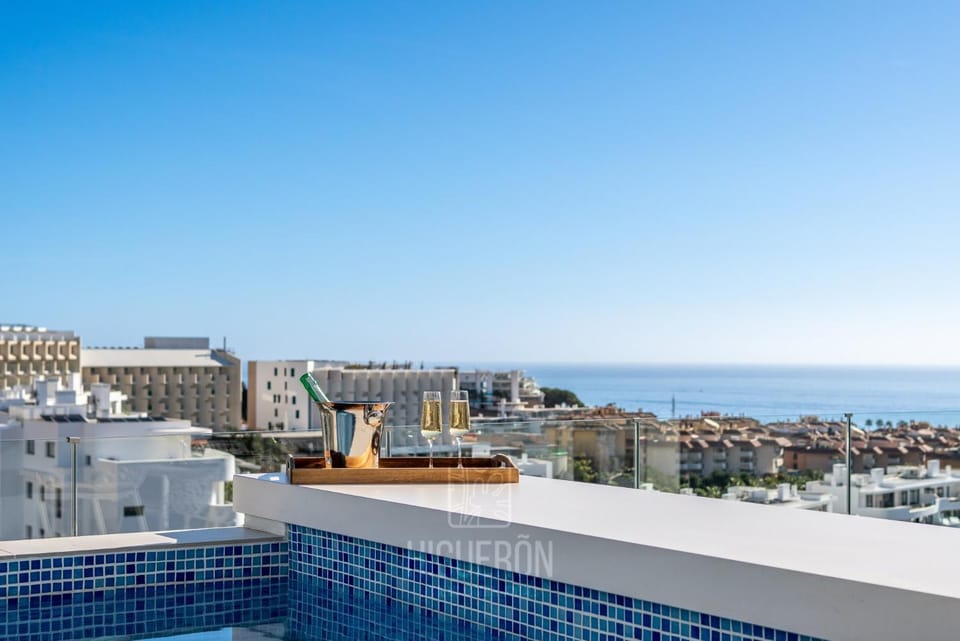 HigueronRentals The Ærie Apartment in Costa del Sol