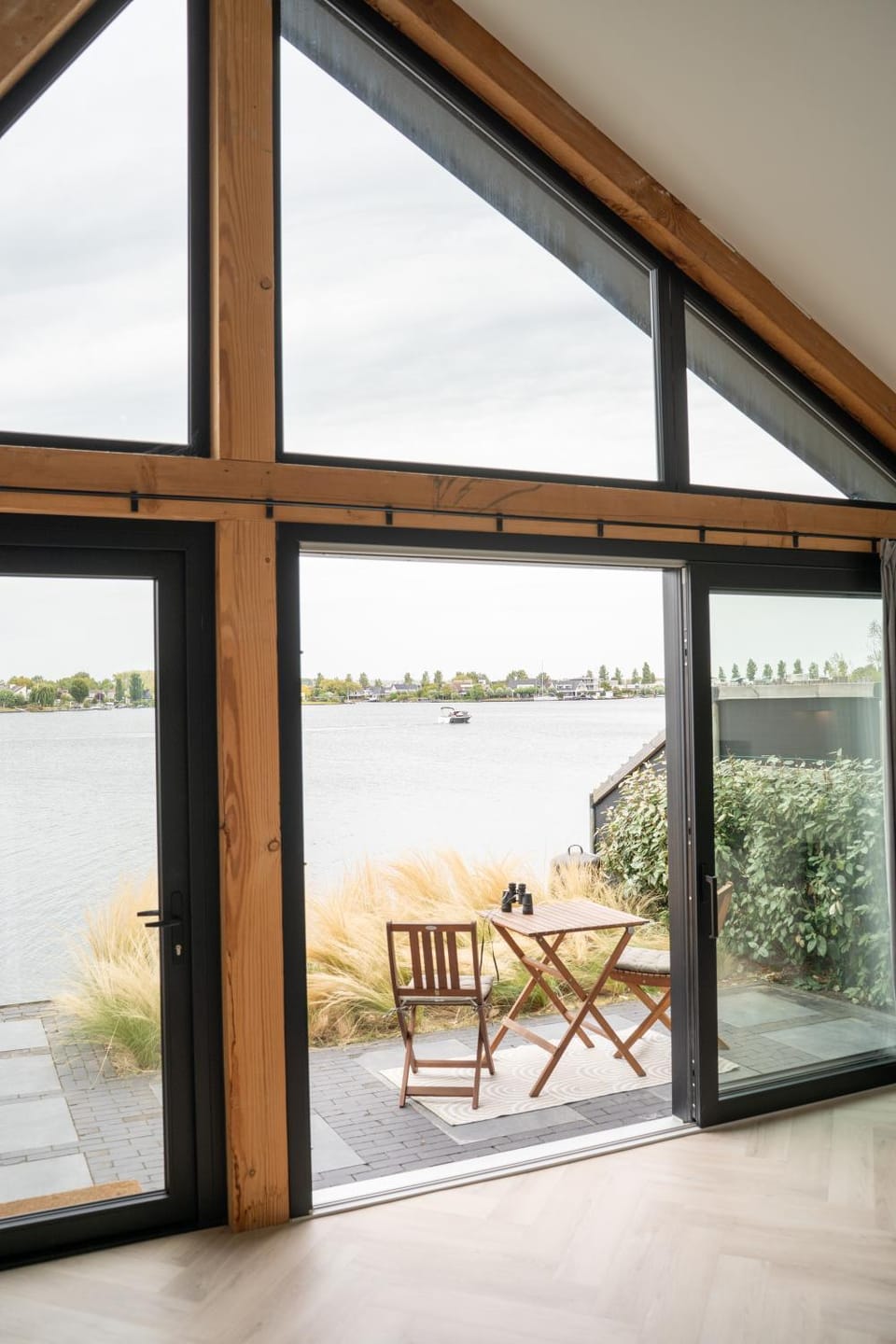 Patio, Day, Natural landscape, View (from property/room), Balcony/Terrace, Seating area, Lake view