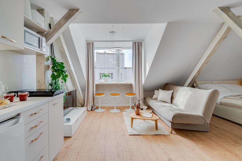 Bed, Kitchen or kitchenette, Photo of the whole room, Bedroom