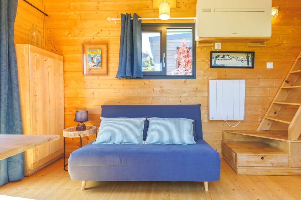 Tiny house Vata House in Neuchâtel, Switzerland