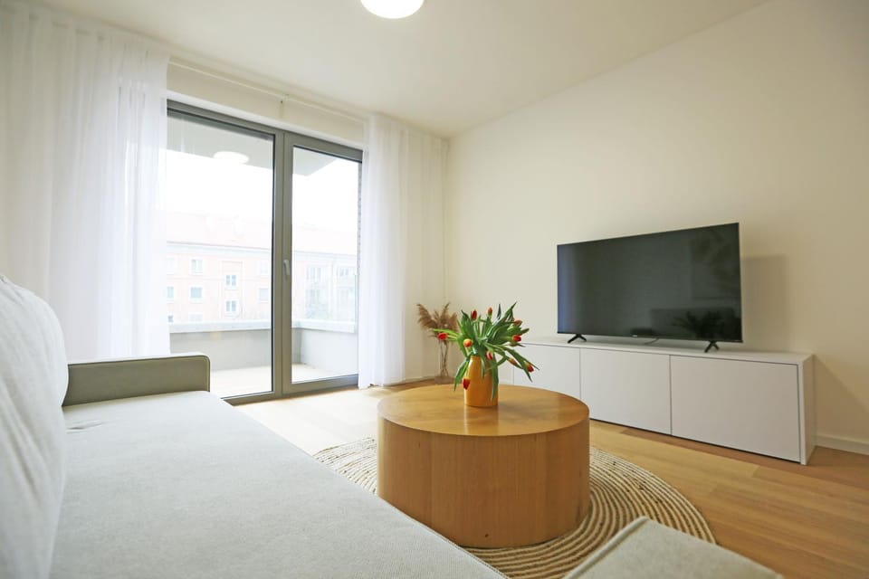 TV and multimedia, View (from property/room), Photo of the whole room